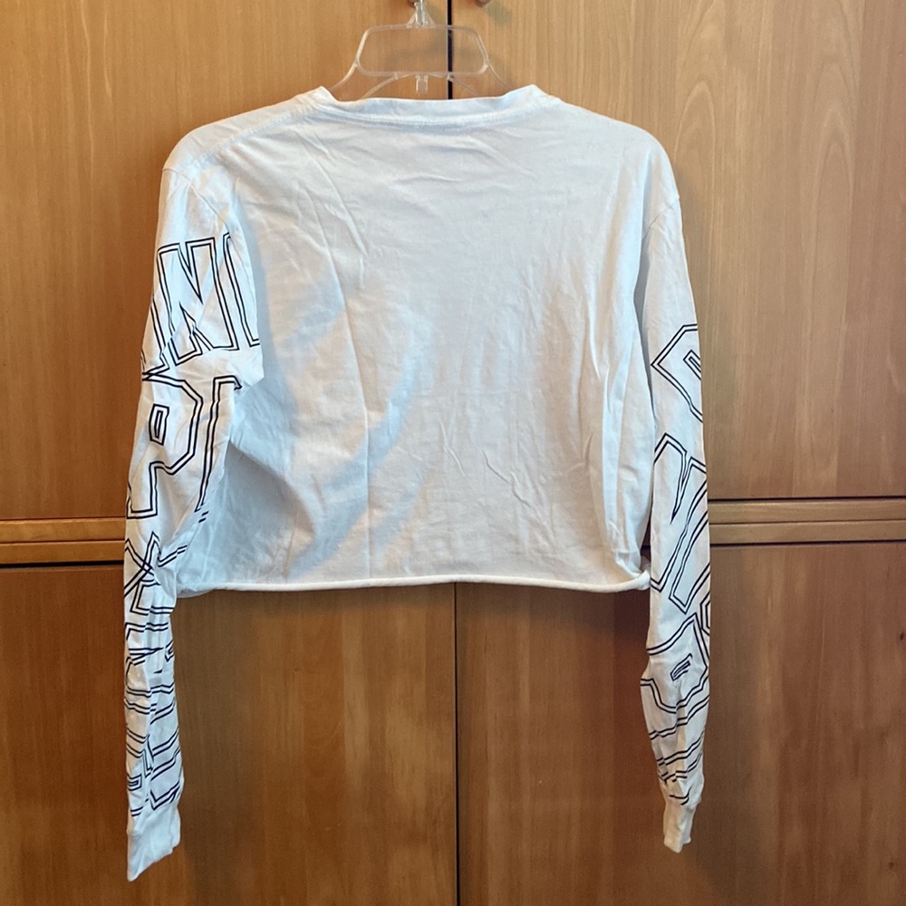 PINK Victoria secret long sleeve crop top - Picture 2 of 2